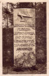 Gedenkstein der Flieger, Luftschiffer und Flugabwehrtruppen auf dem Waldfriedhof in Stuttgart von Bildhauer Fritz von Graevenitz